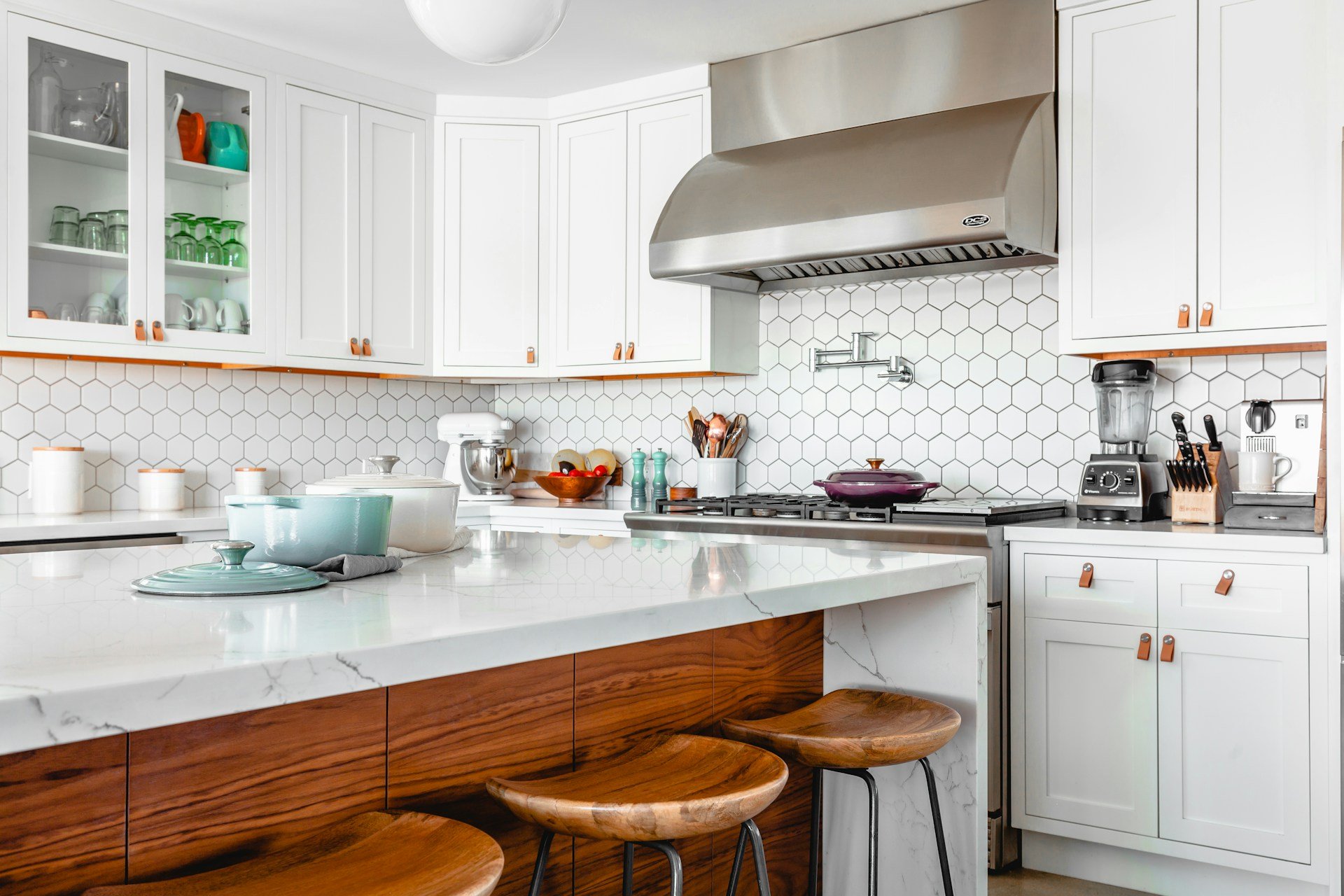 Clean and tidy kitchen